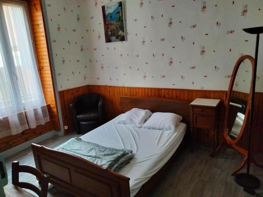 Le Nid Douillet Rustique Linge Fourni Apartment Ла Бурбул Екстериор снимка
